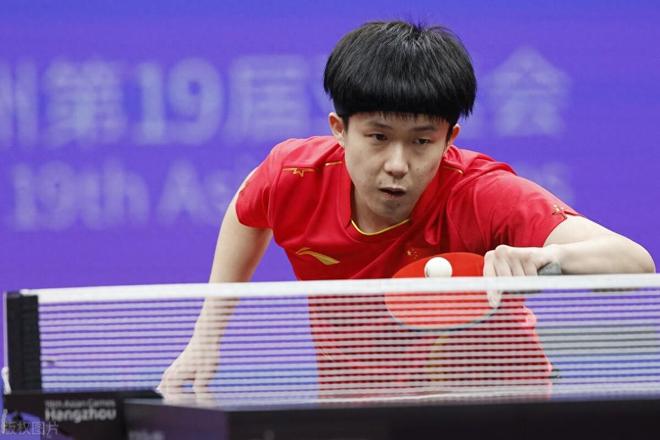 圣盾骑士应 圣盾骑士应