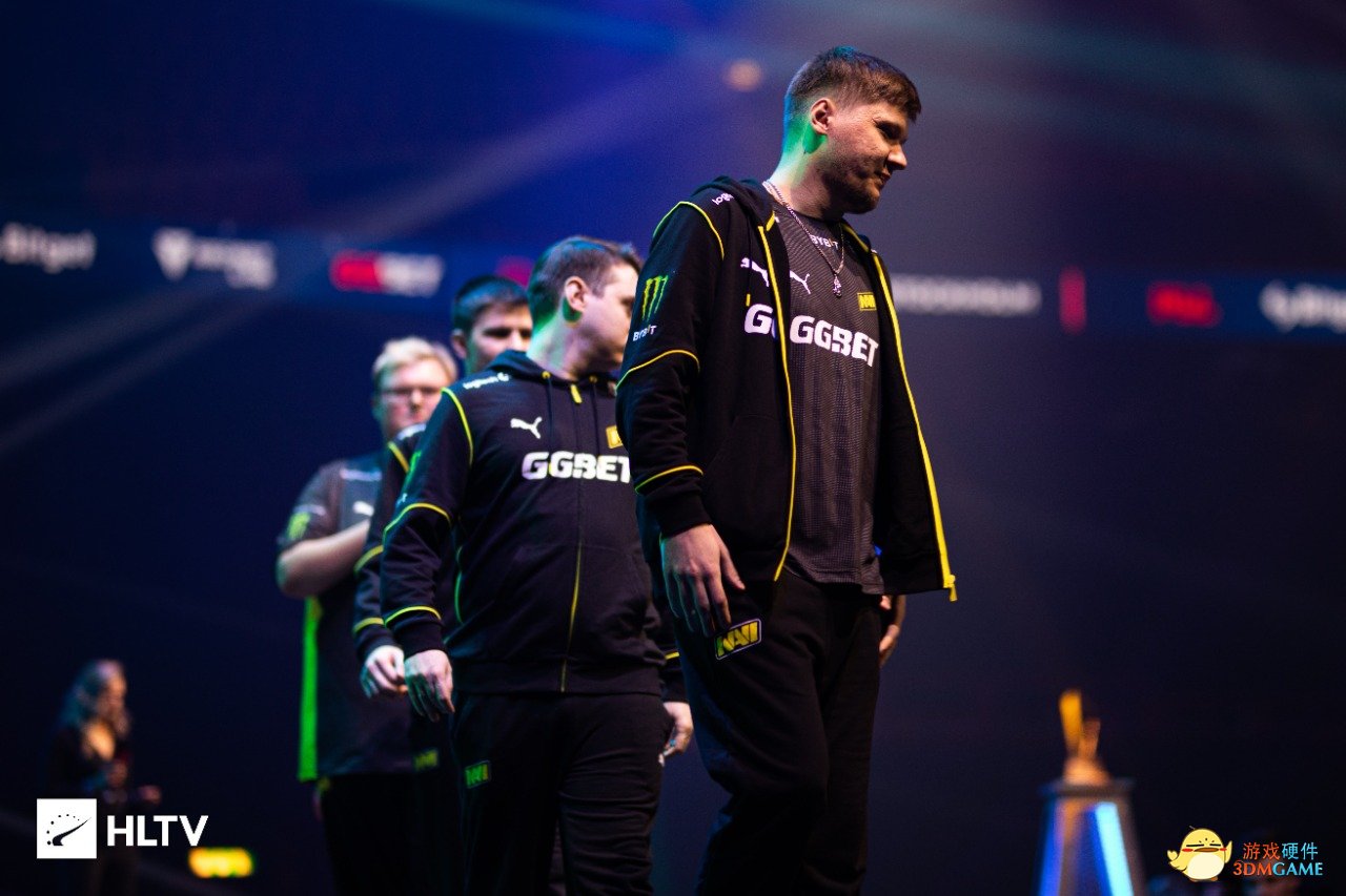 终在不遗余 终在不遗余